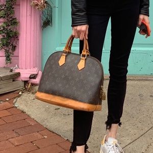 Louis Vuitton Alma MM